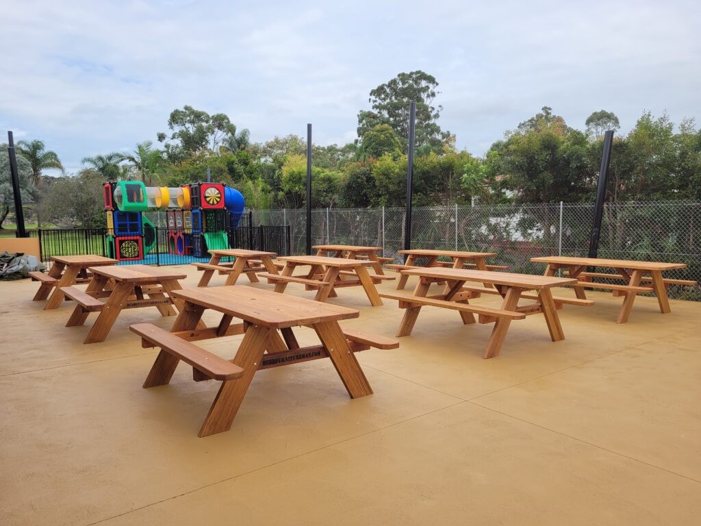 Bushman picnic setting